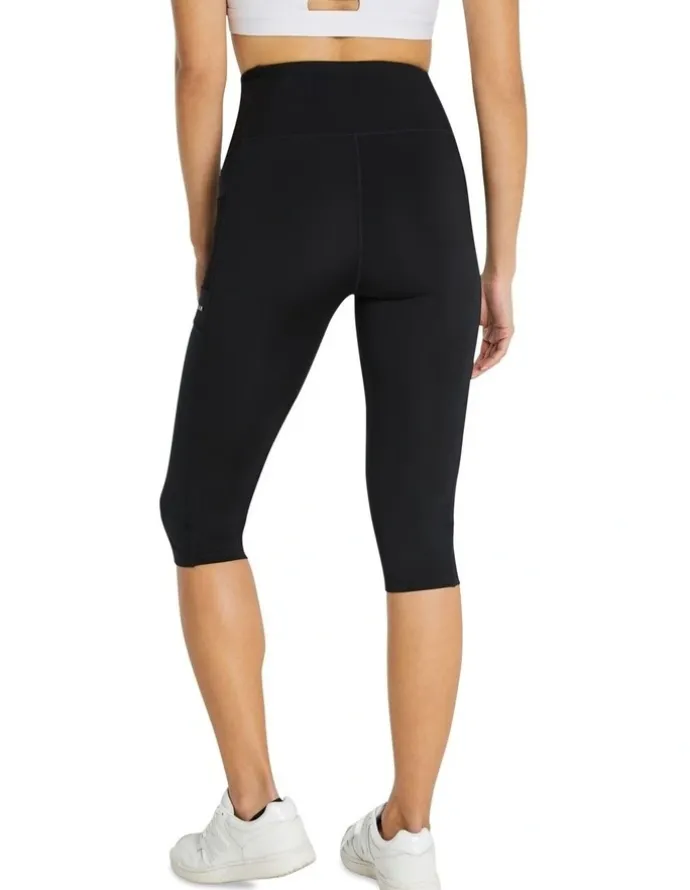 Rockwear Velocity Pocket 3/4 Tights in Black