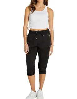 Rockwear Woven 3/4 Jogger in Black