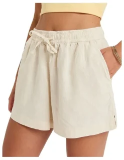Roxy Lekeitio Break Mid Elastic Waist Shorts in Beige