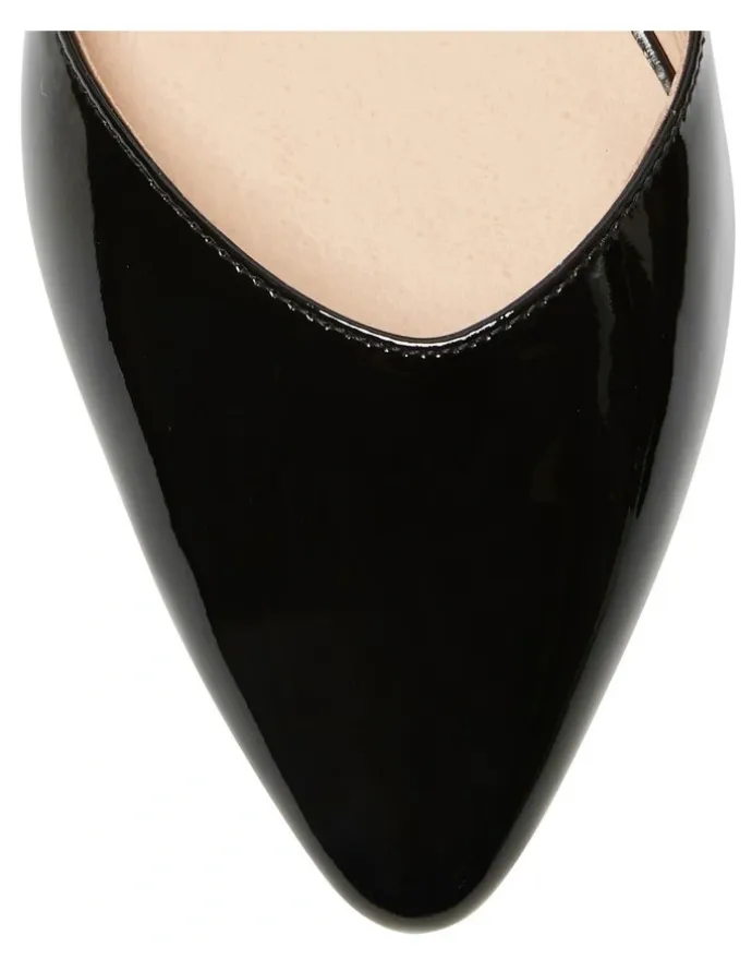 Sandler Adore Flat Shoes in Black Patent Leather