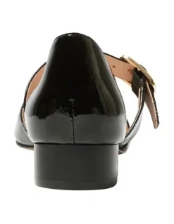Sandler Adore Flat Shoes in Black Patent Leather