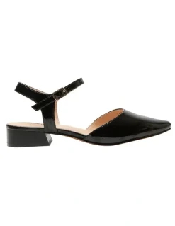 Sandler Amity Flat Leather Shoes in Black Patent