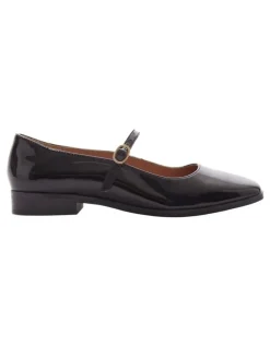 Sandler Andrea Flat Shoes in Black Patent Leather