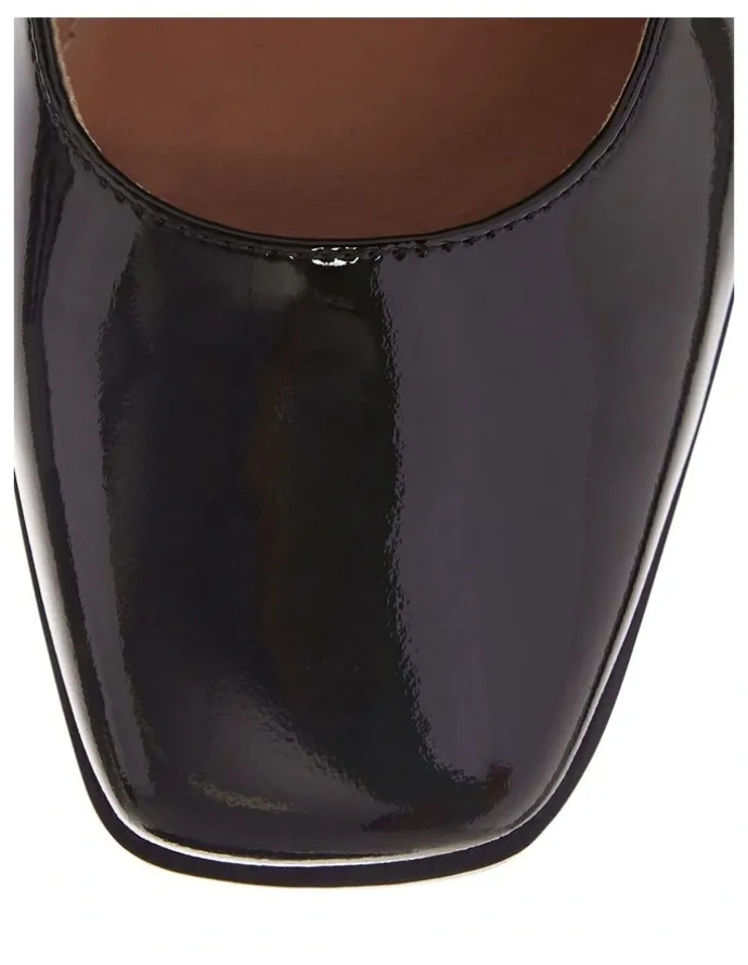 Sandler Andrea Flat Shoes in Black Patent Leather