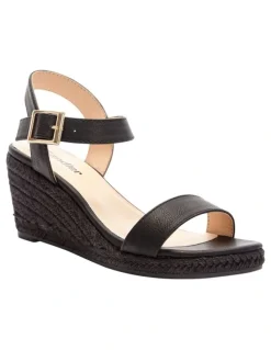 Sandler Annie Sandals in Black Black