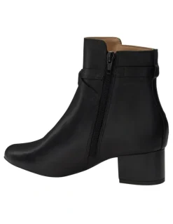Sandler Bravo Leather Boots in Black