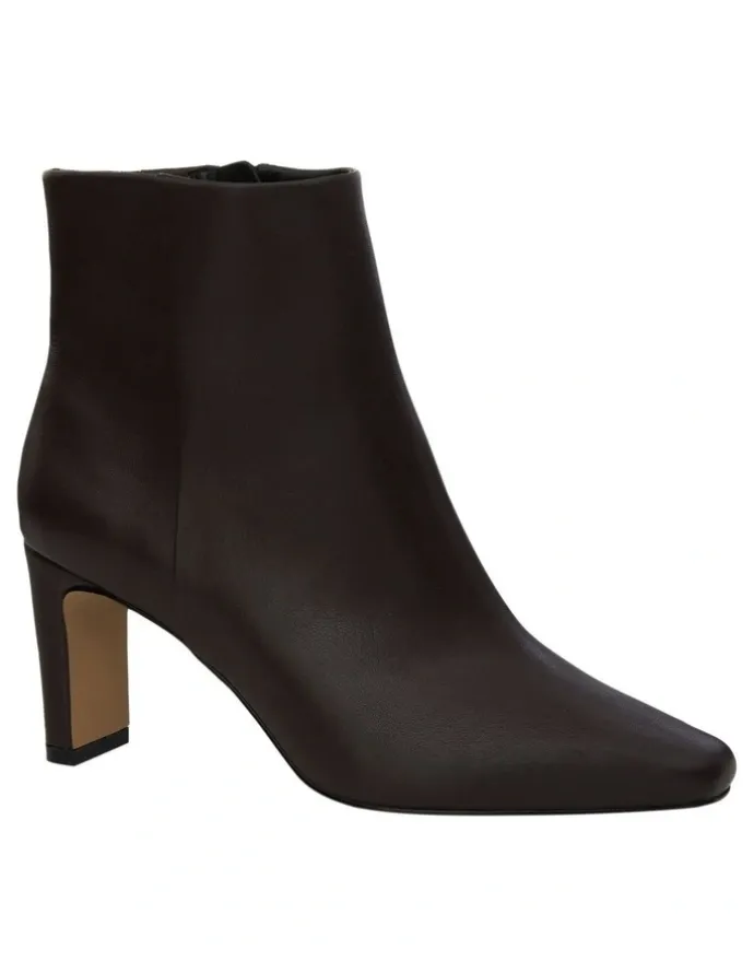 Sandler Drama Boots In Chocolate Leather