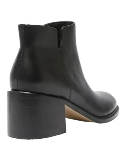 Sandler Earl Leather Boots in Black