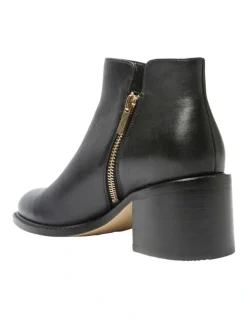 Sandler Earl Leather Boots in Black