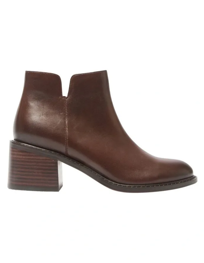 Sandler Earl Leather Boots in Brown