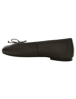 Sandler Edwina Ballet Flats in Chocolate Leather