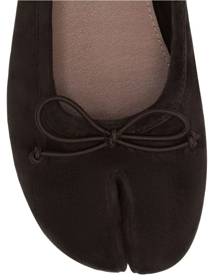 Sandler Edwina Ballet Flats in Chocolate Suede