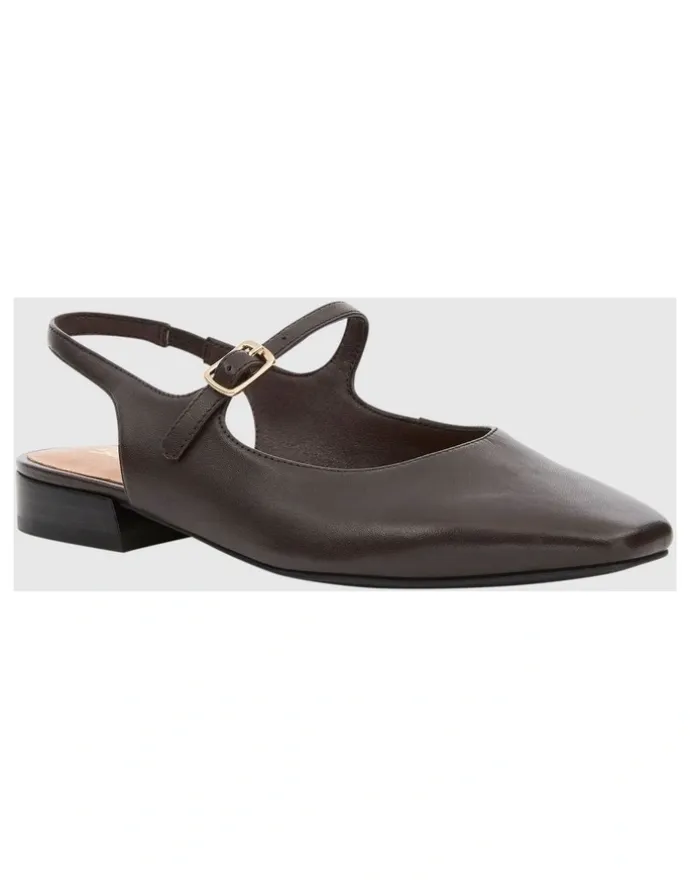 Sandler Everly Flat Shoes in Chocolate Leather