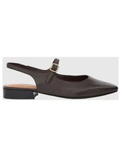 Sandler Everly Flat Shoes in Chocolate Leather