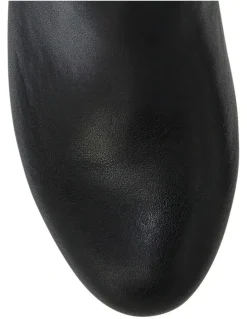Sandler Falcon Boots in Black Leather