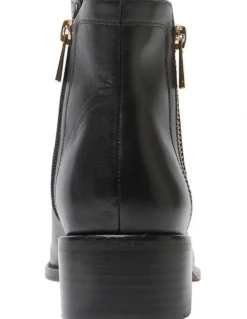Sandler Fenton Leather Boots in Black