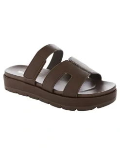 Sandler Finch Sandals in Chocolate