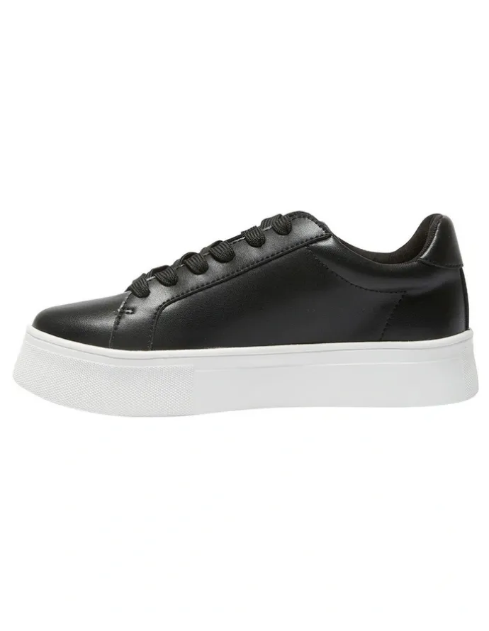 Sandler Frenzy Leather Sneakers in Black