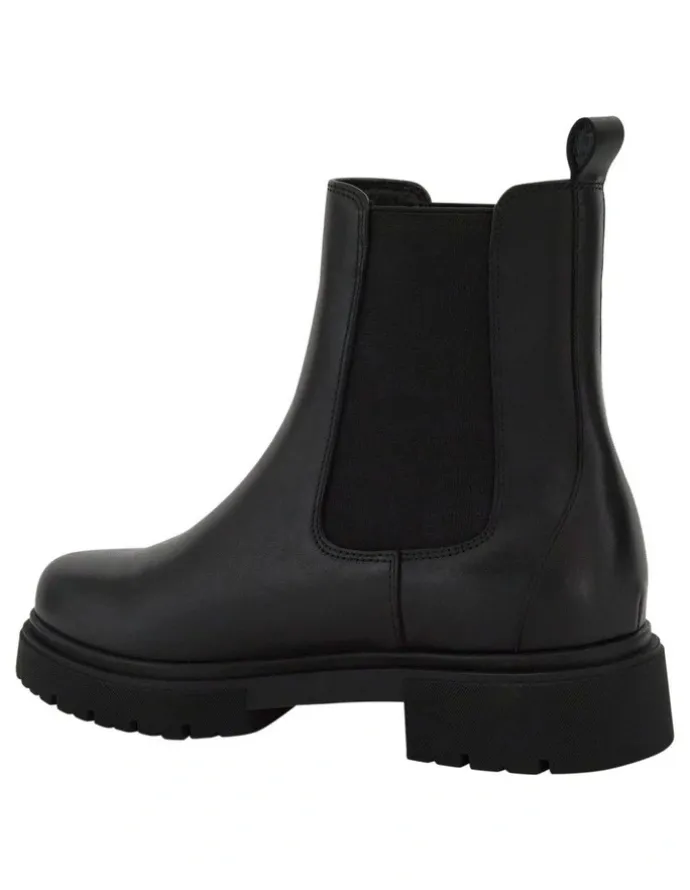 Sandler Freya Boots in Black Leather
