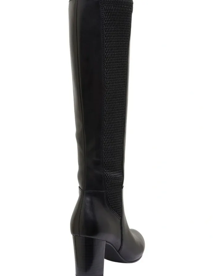 Sandler Gwen Boots in Black Leather