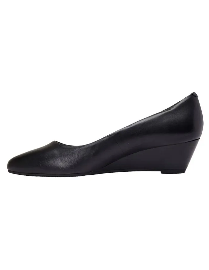 Sandler Henry Heeled Shoes in Black Leather