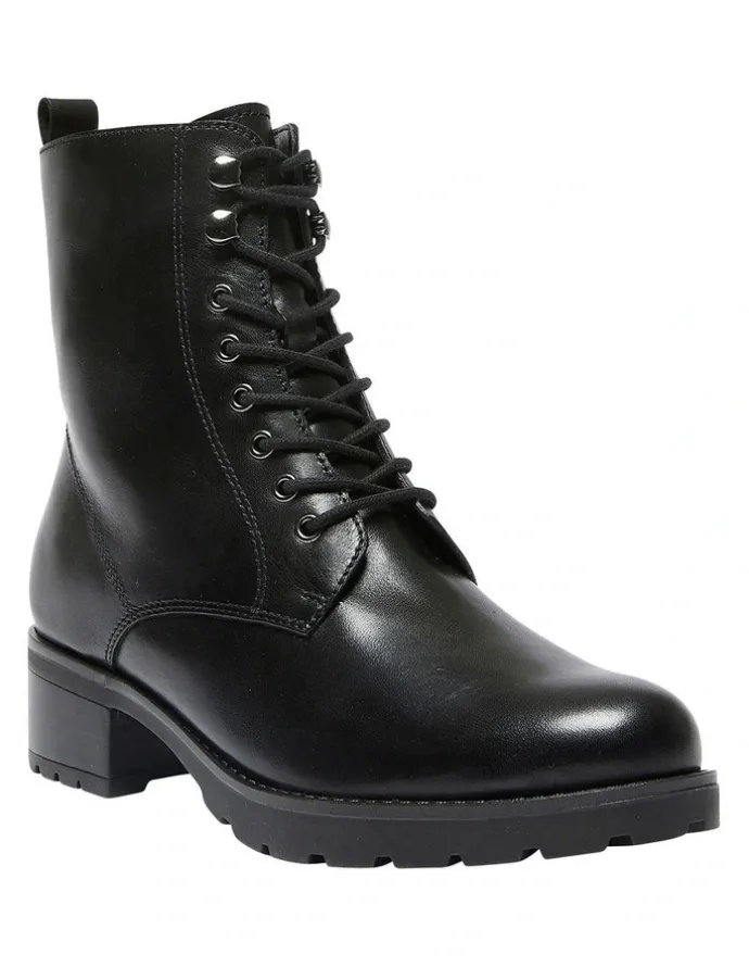 Sandler Inferno Boots in Black Leather