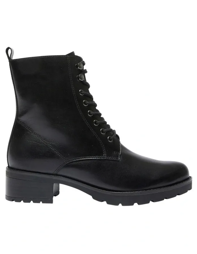 Sandler Inferno Boots in Black Leather