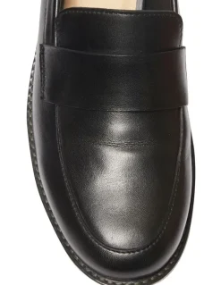 Sandler Infinity Flat Shoes in Black Leather