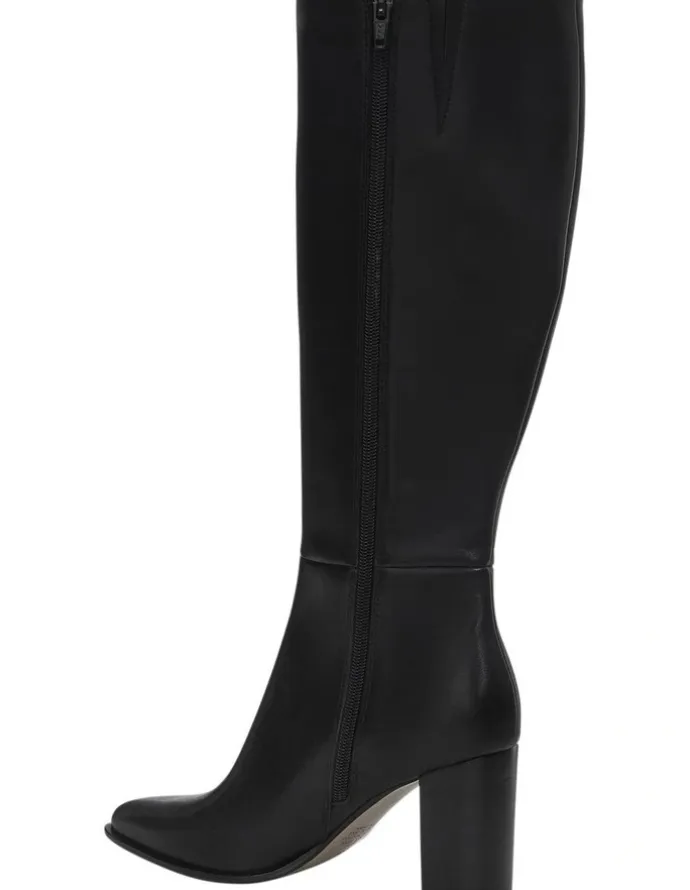 Sandler Jetset Leather Boots in Black