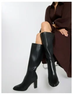 Sandler Jetset Leather Boots in Black