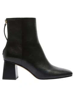 Sandler Kade Leather Boots in Black