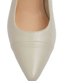 Sandler Kirsty Heeled Shoes in Ivory Leather