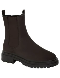 Sandler Knsas Boots in Chocolate Suede