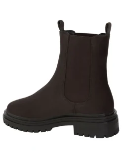 Sandler Knsas Boots in Chocolate Suede