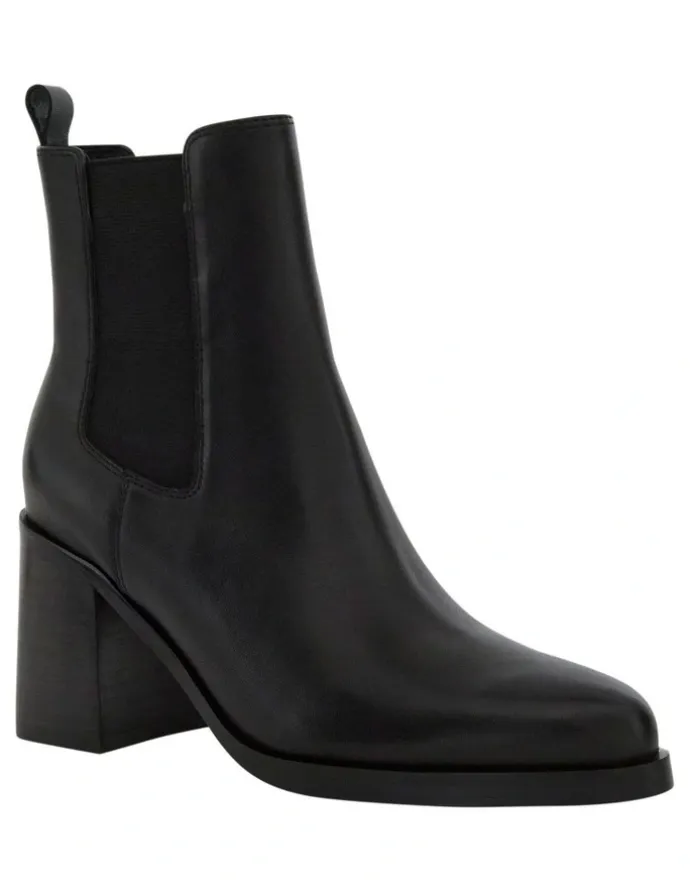 Sandler Maddie Boots in Black Glove