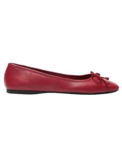 Sandler Maya Flat Shoes in Red Leather