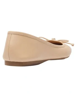 Sandler Maya Flat Shoes in Nude Glove