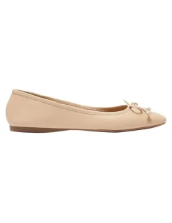 Sandler Maya Flat Shoes in Nude Glove