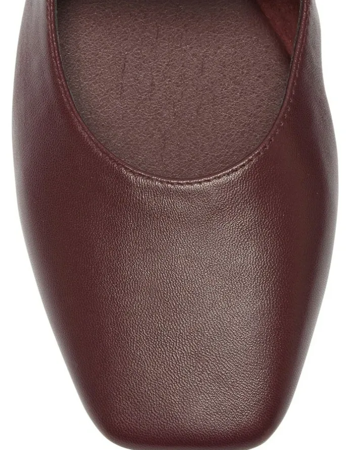 Sandler Melrose Flat Leather Shoes in Wine