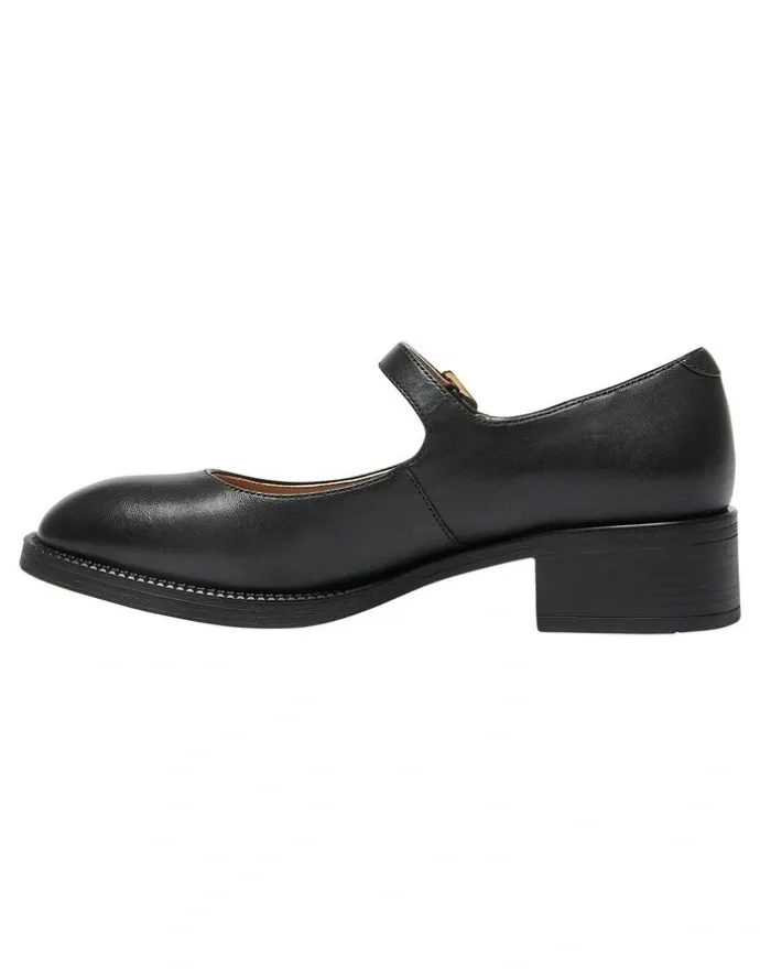 Sandler Natalie Shoes in Black Leather