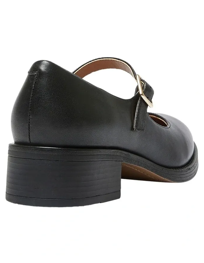 Sandler Natalie Shoes in Black Leather