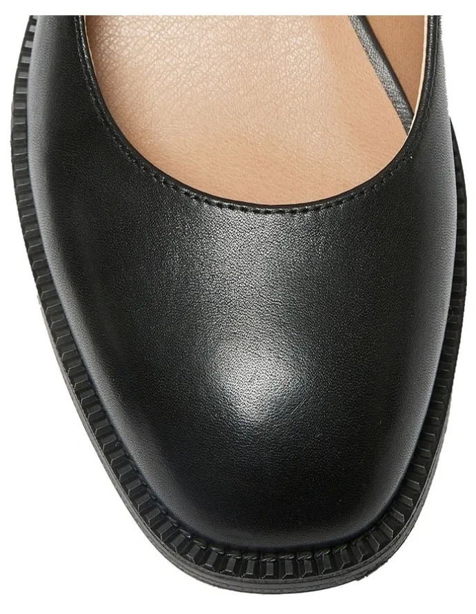 Sandler Natalie Shoes in Black Leather