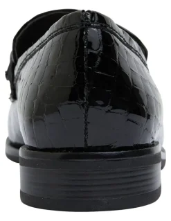 Sandler Paragon Flat Shoes in Black Patent Croc Leather