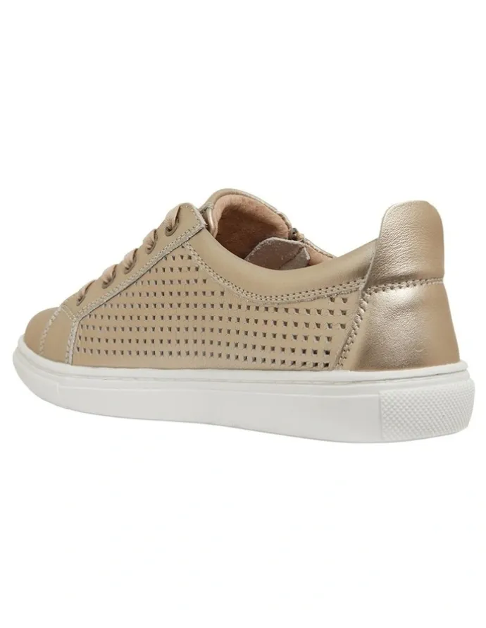 Sandler Rio Sneakers in Soft Gold Leather