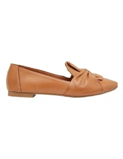 Sandler Rosco Leather Flat Shoes in Tan