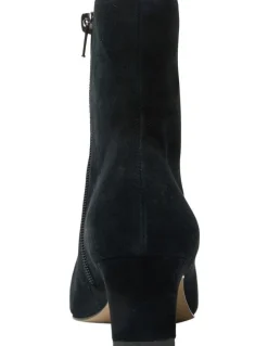 Sandler Seattle Boots in Black Suede