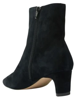 Sandler Seattle Boots in Black Suede