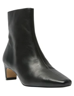 Sandler Seattle Boots in Black Leather