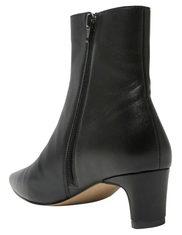 Sandler Seattle Boots in Black Leather