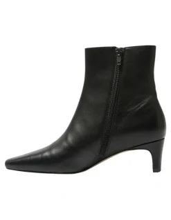 Sandler Seattle Boots in Black Leather